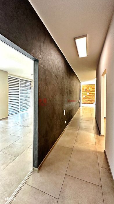 Spatiu Comercial 230 Mp | Centrul Civic | Suprafata Vitrata 20 Ml | 5