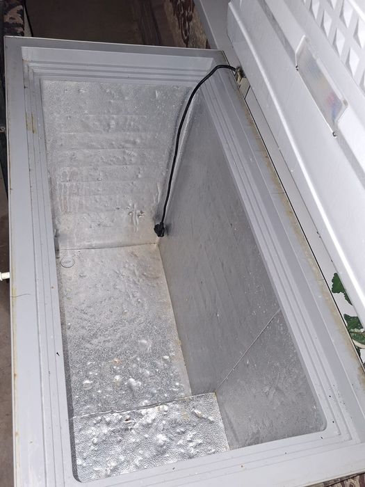 Морозильник на 200л