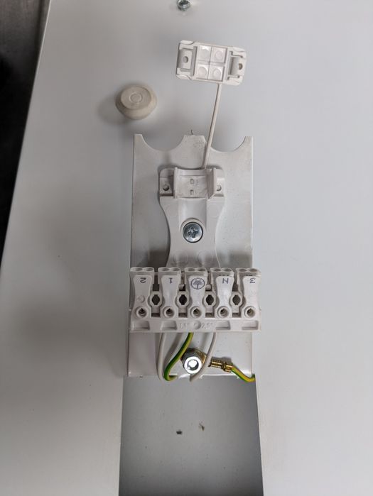 Corp de iluminat tavan casetat