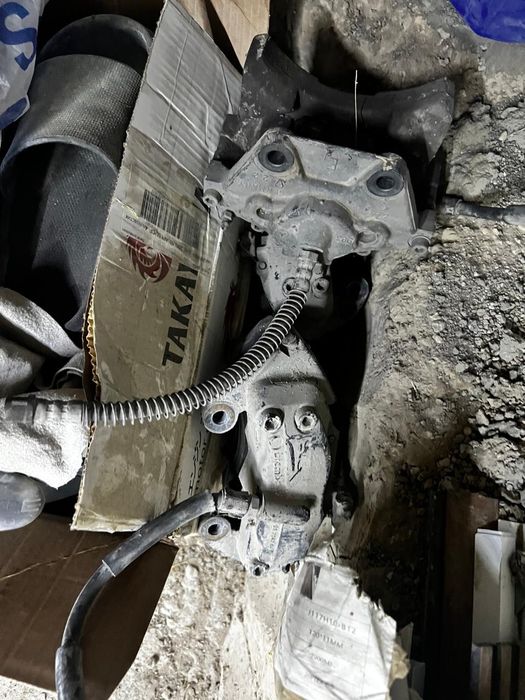 Запчасти мерседес 210 220