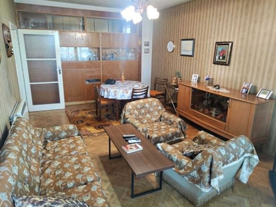Директно от собственик - продавам тристаен апартамент в Пловдив, Каменица 2