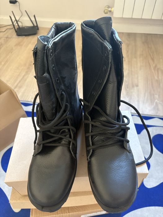 Продам военную форму и обувь