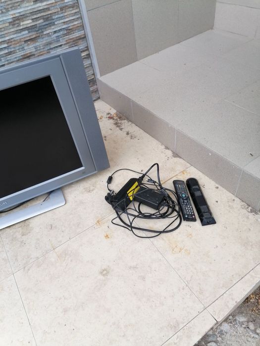 Телевизор Lcd работещ