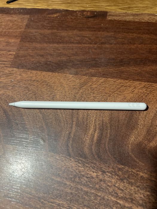 Vând un Apple Pencil 100% original, generația a 2-a.