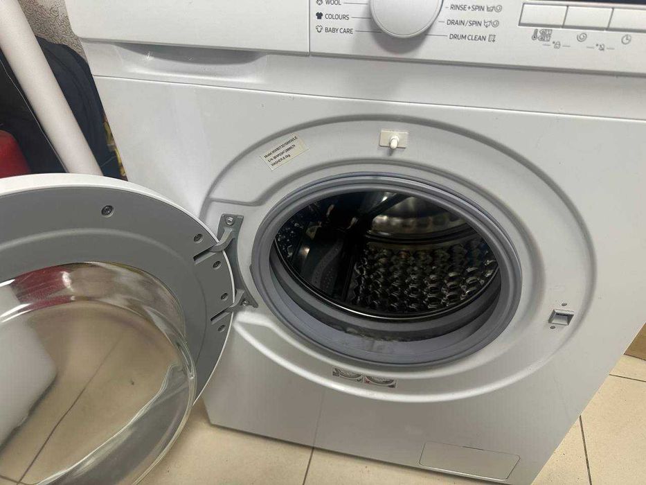 САМО до 08.03 ВКЛ. Пералня SAMSUNG WW80T301MWW/LE, 8 кг, употребявана