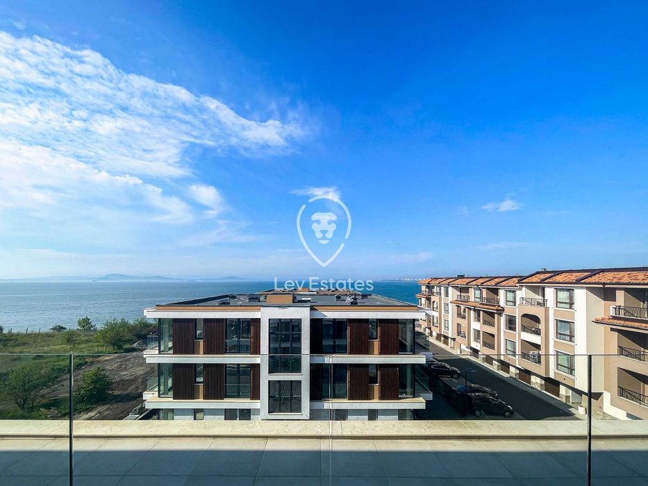 Продава се Тристаен апартамент в Бургас, Сарафово - 152 кв.м за 1507 €/кв.м - Снимка #8