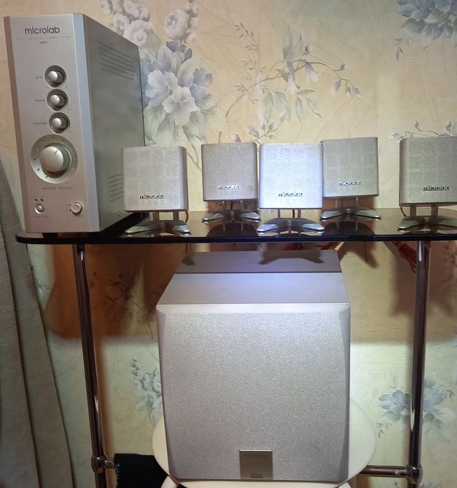 Продам усилитель Микролаб  5'1 сабуфер