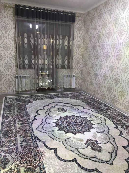 Улица Паркентская.Ипак Йули банк.Сдам 3к.квартиру на 5 этаже 9этажки.