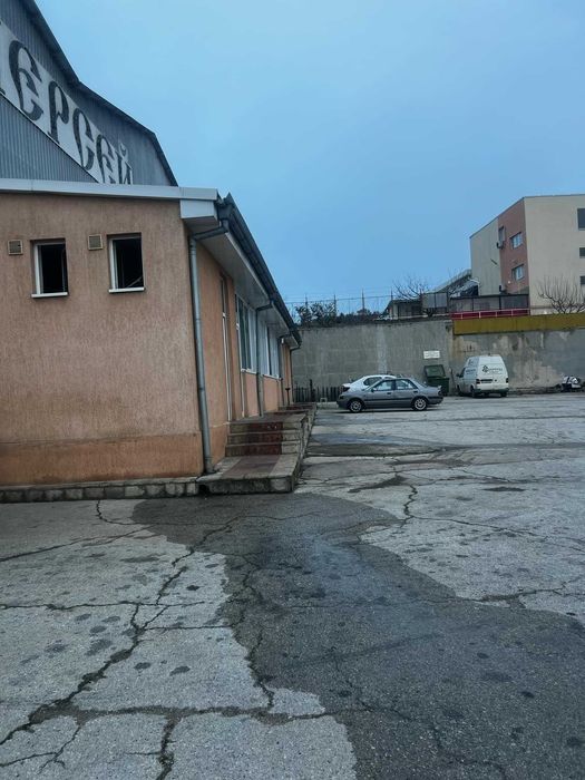 Дава се под наем Промишлена сграда в Варна, Младост 1 - 700 кв.м за 3213 € - Снимка #9