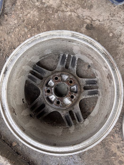 Продам оригинальные диски от Honda CR-V.