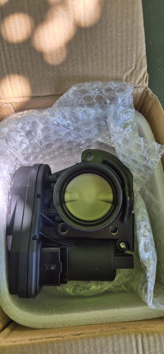 Дроселова клапа за пежо 1.6 109к.