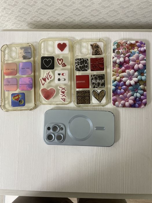 Чехлы на айфон 12 про