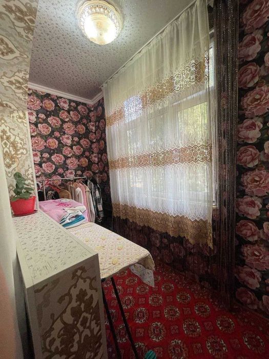Продается 3/2/4 на Авиасозлар-3 дворец Авиастроителей 63 кв2 (R)