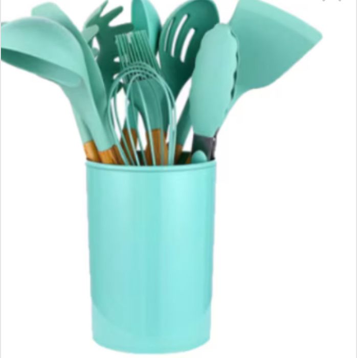 Set de 12 ustensile de gatit din silicon