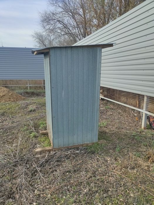 Продам уличный туалет