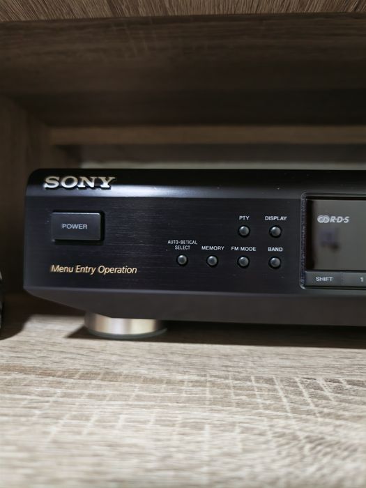 Vanzare tuner Sony