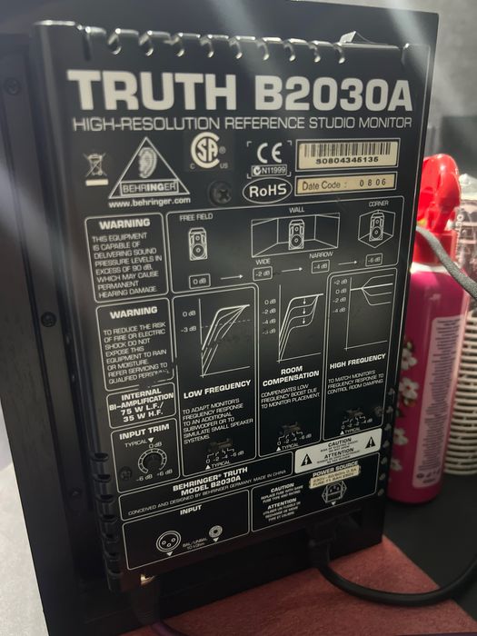 Behringer Truth B2030A studiniy monitor