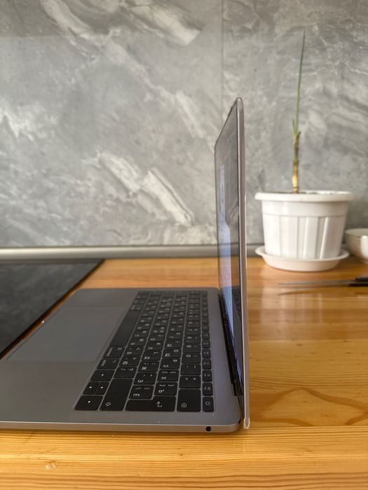 macbook pro 2017