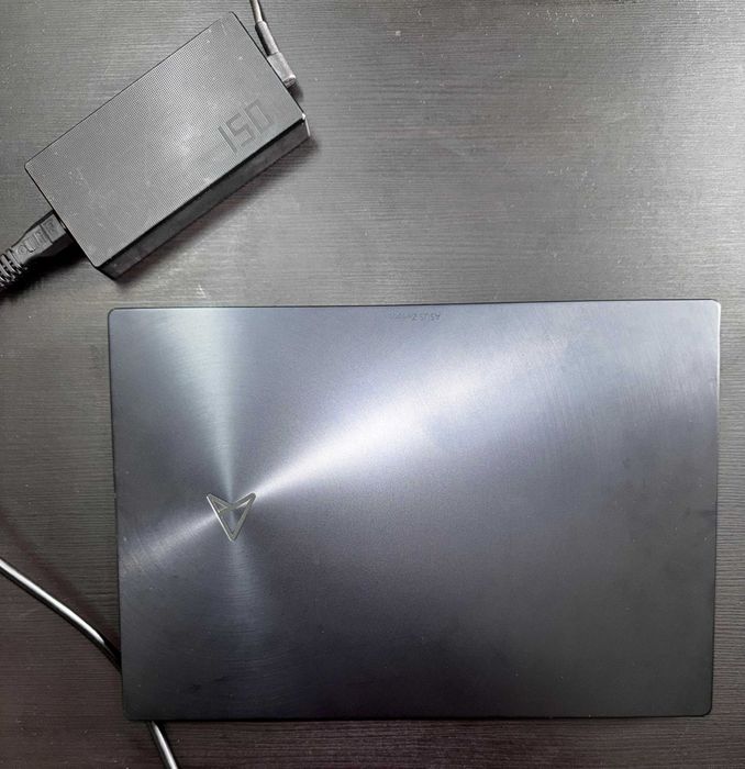 Asus Zenbook PRO 14 duo, Intel i7-12th gen, 16GB RAM UX8402ZA