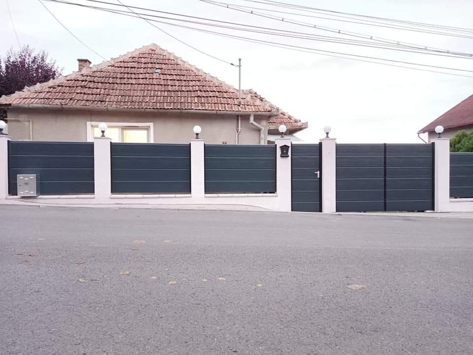 Usa de garaj/ usi secționale/ porți industriale/ usa tip rulou/ usi