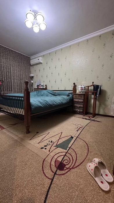 Продаётся 4-х комнатная квартира в Янгихаётском районе