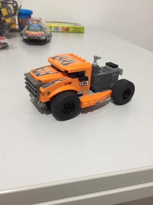 Vand camion masina race Lego mare originala