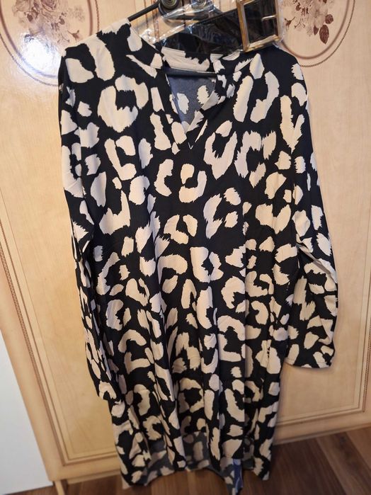 Rochie eleganta  .