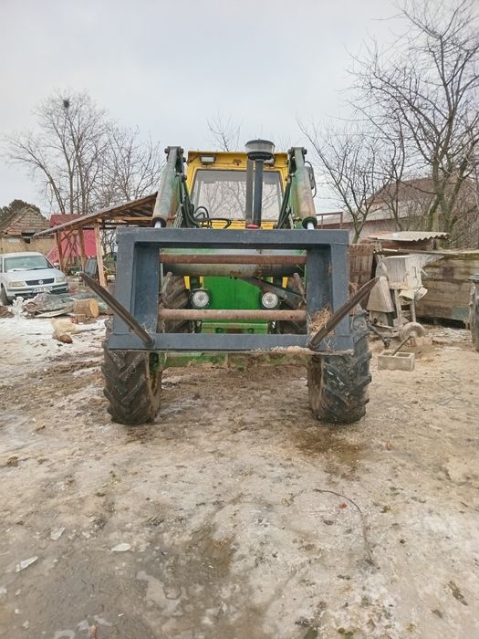 Vand sau schimb  tractor