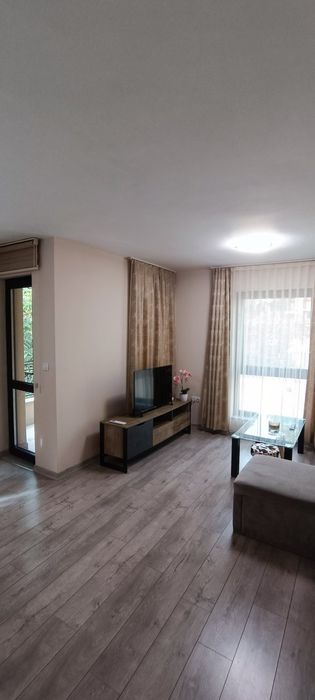 Дава се под наем Двустаен апартамент в Пловдив, Младежки Хълм - 65 кв.м за 550 € - Снимка #3