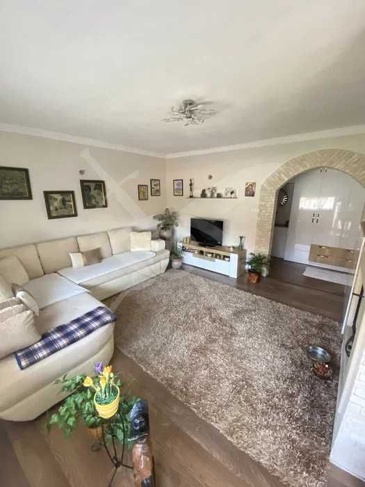 Продава се Къща в София, Хладилника - 312 кв.м за 1283 €/кв.м - Снимка #3