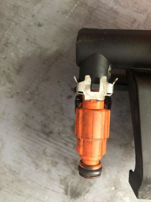 injector citroen berlingo c2 c4 xsara peugeot 206 207 308 1.6 benzina  nfu 2000-2009