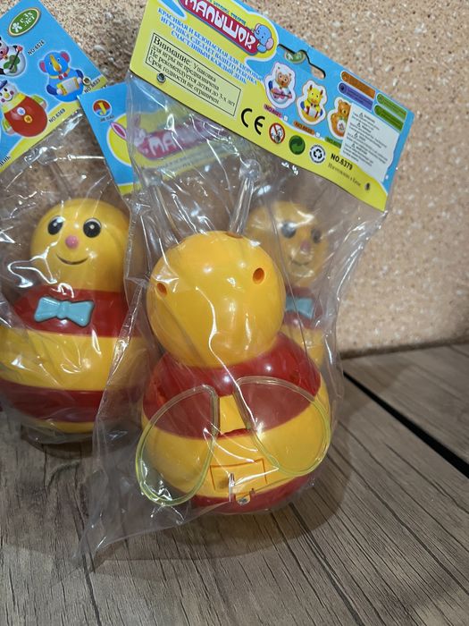 Музыкальная неваляшка Пчелка