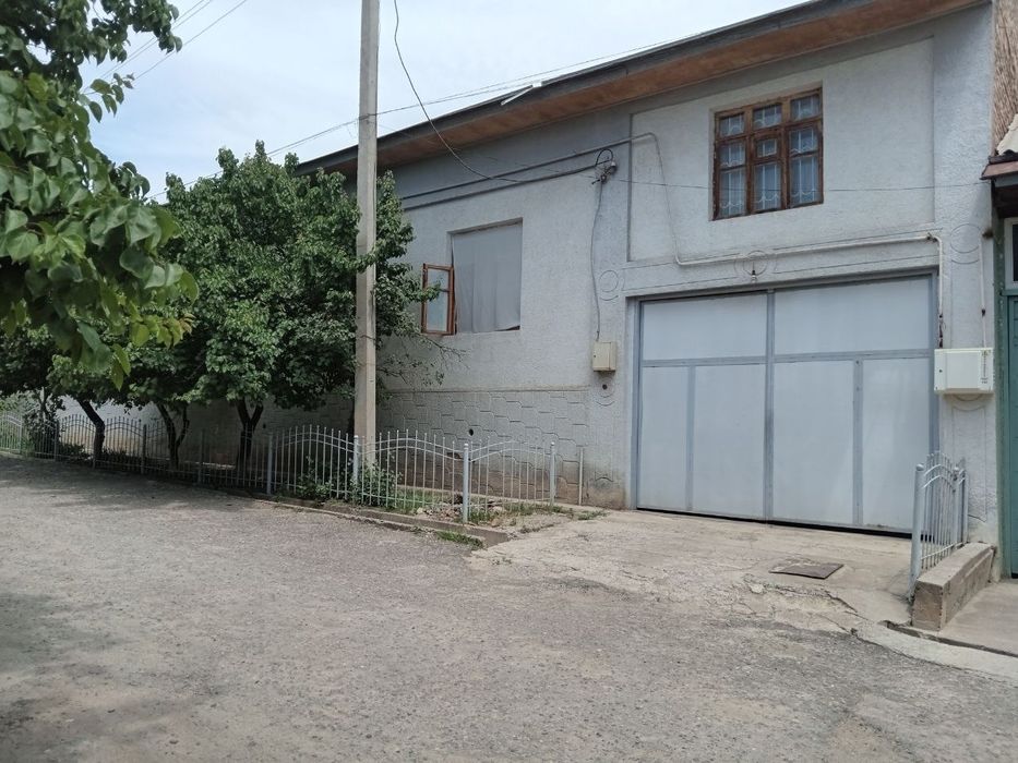 Продается 3,5 соток дом в махалле Маданият, Кибрай