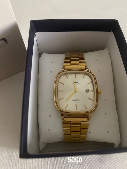 Продам часы фирмы Casio