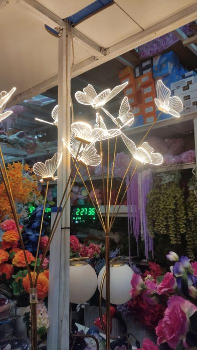 Продам светящие бабочки для декора