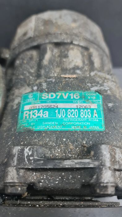 Compresor AC 1JO 820 803 A Volkswagen VW Golf 2002 1.9 TDI MT (90 hp)