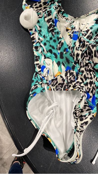 Costum baie Guess Xs