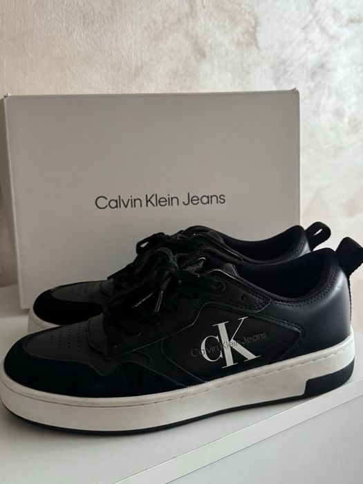 Дамски маратонки Calvin Klein Jeans 37 номер