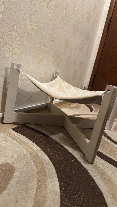 Котешко легло от дърво