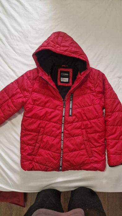 Куртки 2 обычные 1 лыжная