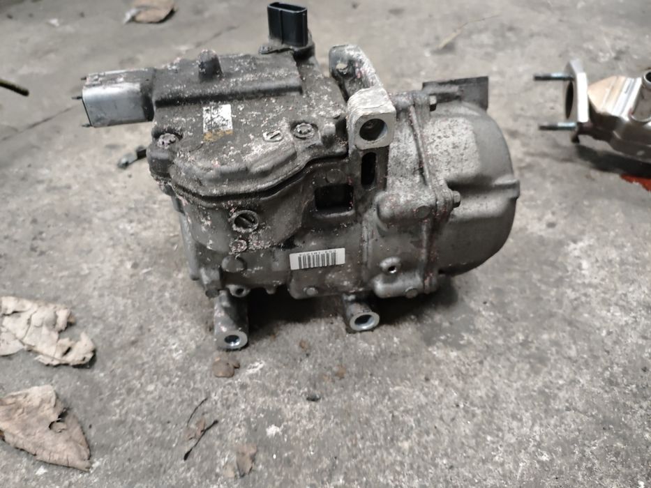 Компресор за климатик за Toyota Auris,Chr 1.8hybrid