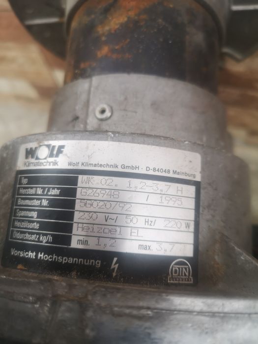 Wolf 35-40kw 1.2-3.7kg Немска Горелка на Дизел Масло Олио