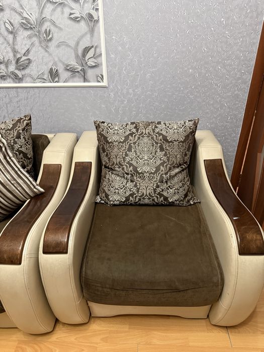 Диван 3+2+1 срочно 60000