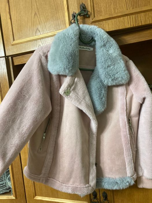 Продам шубку на осень.