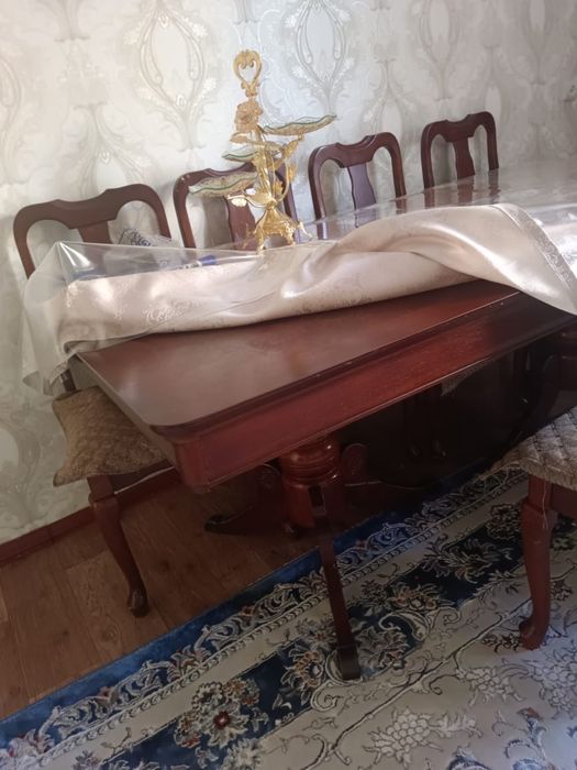 Продам стол