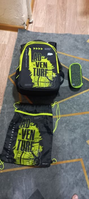 Продам школьный рюкзак