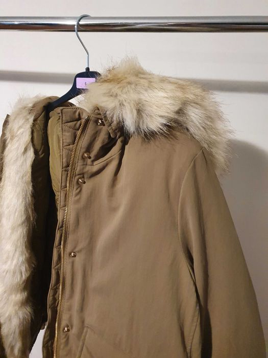 Parka / jacheta cu puf dama ZARA kaki mar M - NOUA