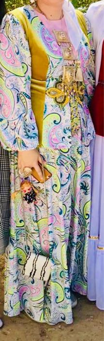 Нарядное платье на мероприятие