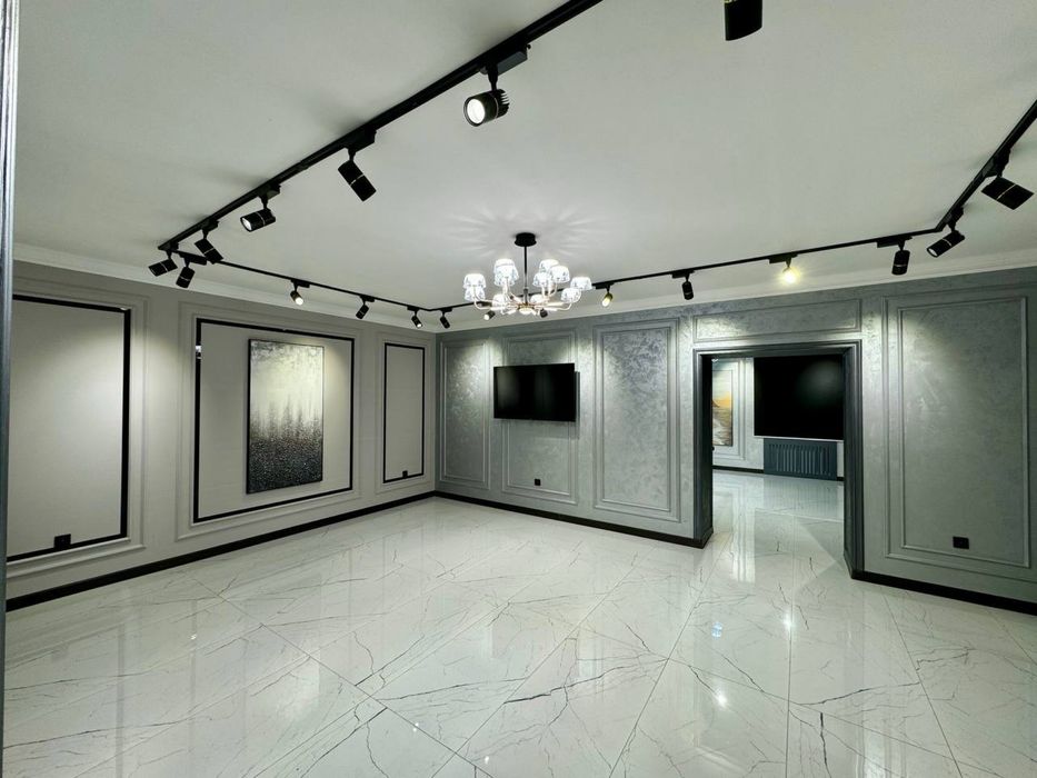 Продается нежилое помещение вдоль дороги 150м2 - ЦУМ | 110 школа