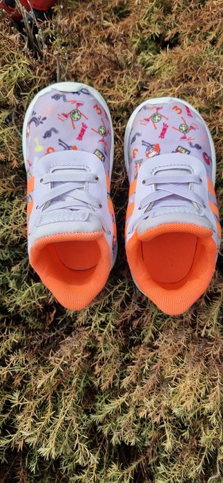 Маратонки Adidas 21 номер